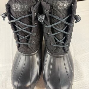 Sperry Women's Black Quilted Winter Boots